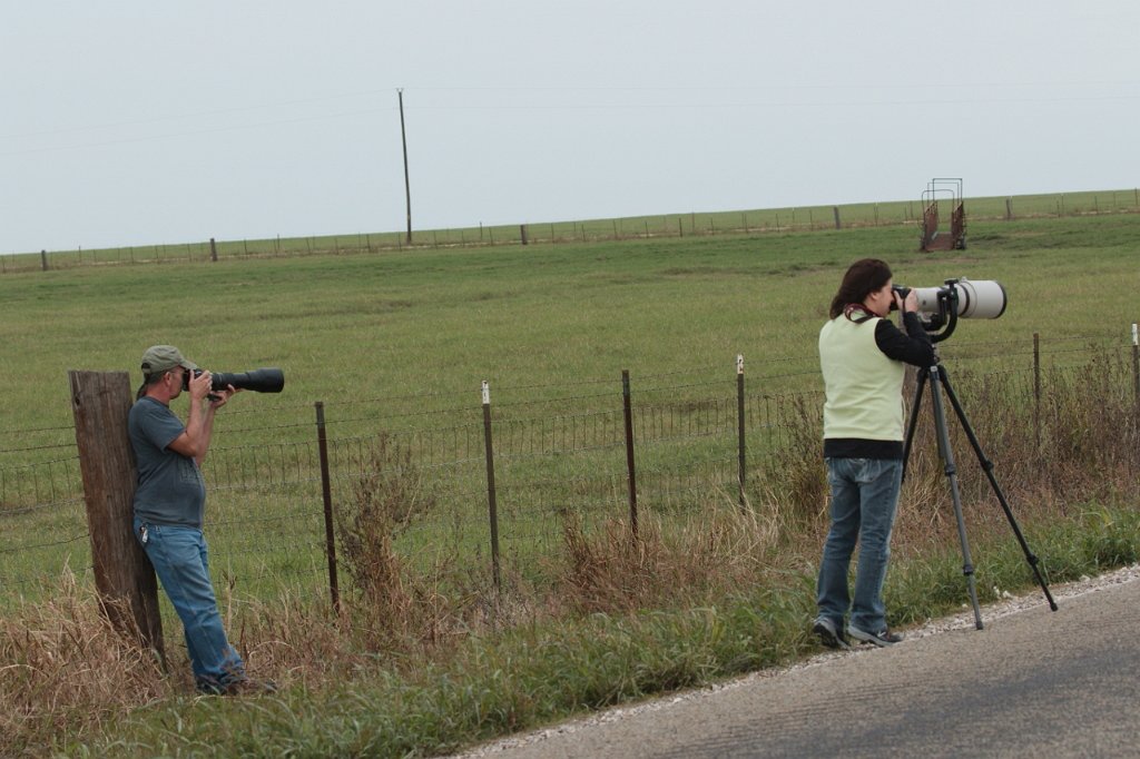 Rogers0001.JPG - Eric and Sabrina shooting pics